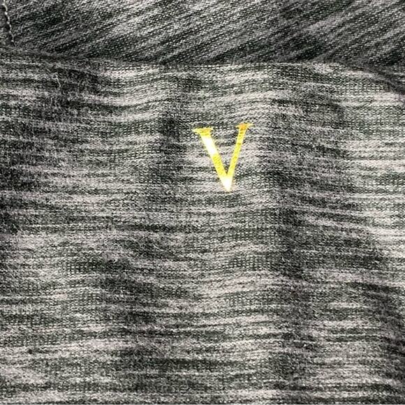 Victoria's Secret NWT Incredible Essential Legging Grey Side Pockets Size 4 - Picture 5 of 11